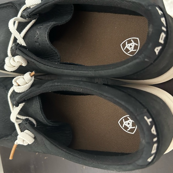 ARIAT Buckeye Waterproof Shoe EUC SZ 11 - Picture 10 of 14